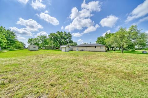 5085 Highway 75 S Madisonville TX 77864