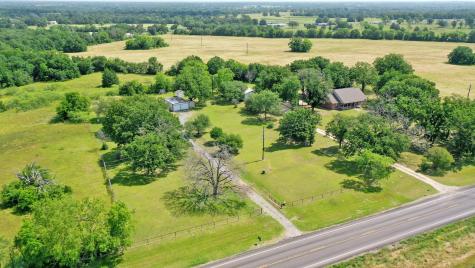 5085 Highway 75 S Madisonville TX 77864
