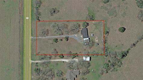 5085 Highway 75 S Madisonville TX 77864