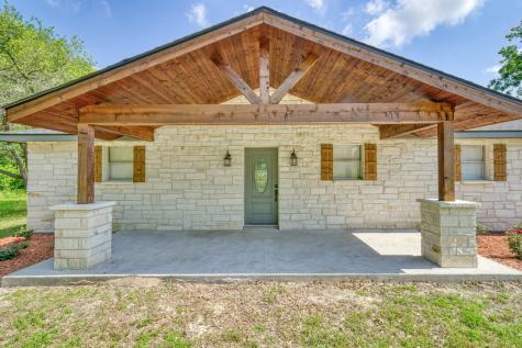 5085 Highway 75 S Madisonville TX 77864