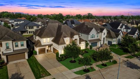 5515 Wollemi Falls Lane Sugar Land TX 77479