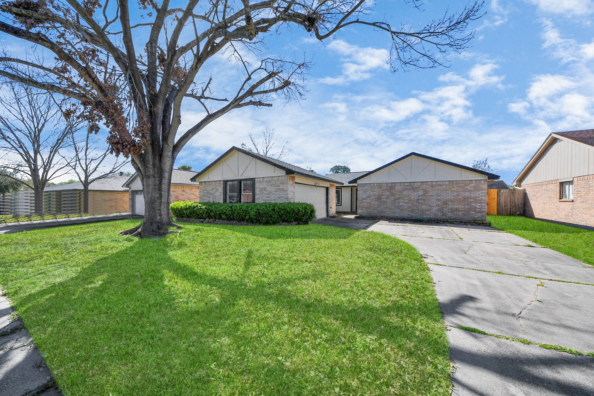9738 Barmont Drive La Porte TX 77571