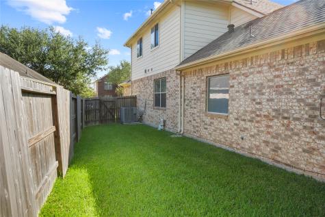 2322 Diamond Springs Drive Pearland TX 77584