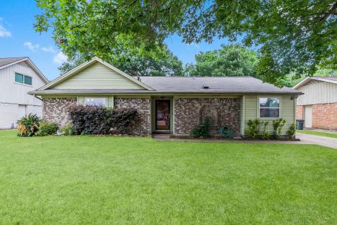 410 Mistywood Drive Houston TX 77090