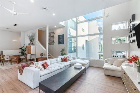 5630 Kiam Street C Houston TX 77007