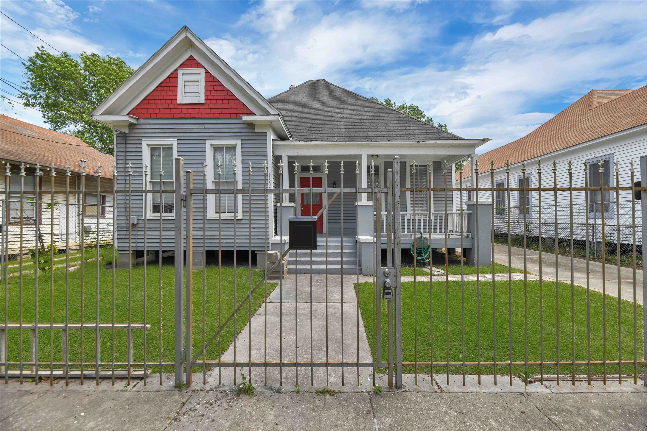 1608 Chapman Street Houston TX 77009