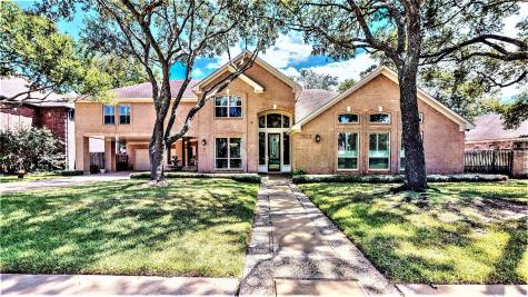 1106 Oak Knoll Drive Sugar Land TX 77498