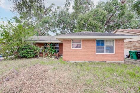 7927 Pecan Villas Drive Houston TX 77061