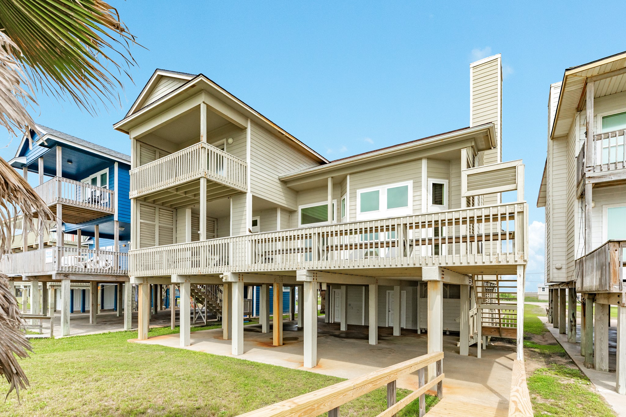 2330 Blue Water Highway Surfside Beach TX 77541