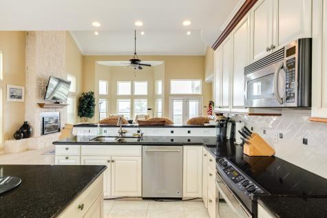 2330 Blue Water Highway Surfside Beach TX 77541