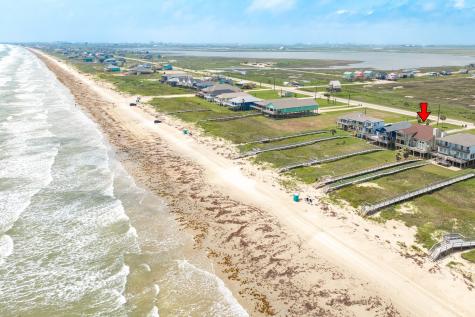 2330 Blue Water Highway Surfside Beach TX 77541