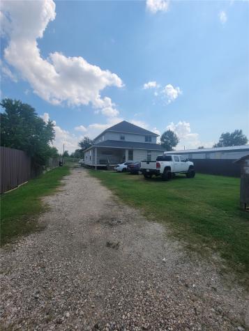 248 County Road 3572 Cleveland TX 77327