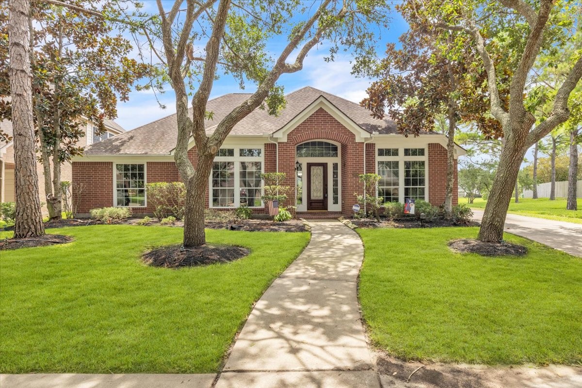 3006 Autumn Creek Drive Friendswood TX 77546