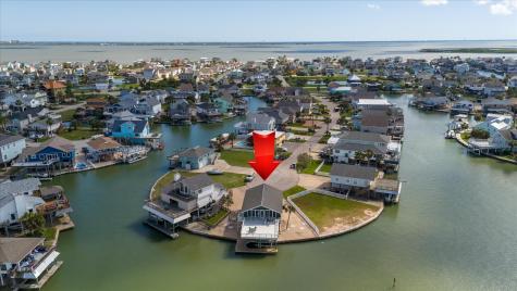 427 Tahiti Road Tiki Island TX 77554