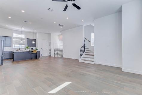 334 Eastwood Street Houston TX 77011