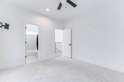 334 Eastwood Street Houston TX 77011