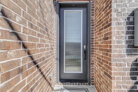 334 Eastwood Street Houston TX 77011