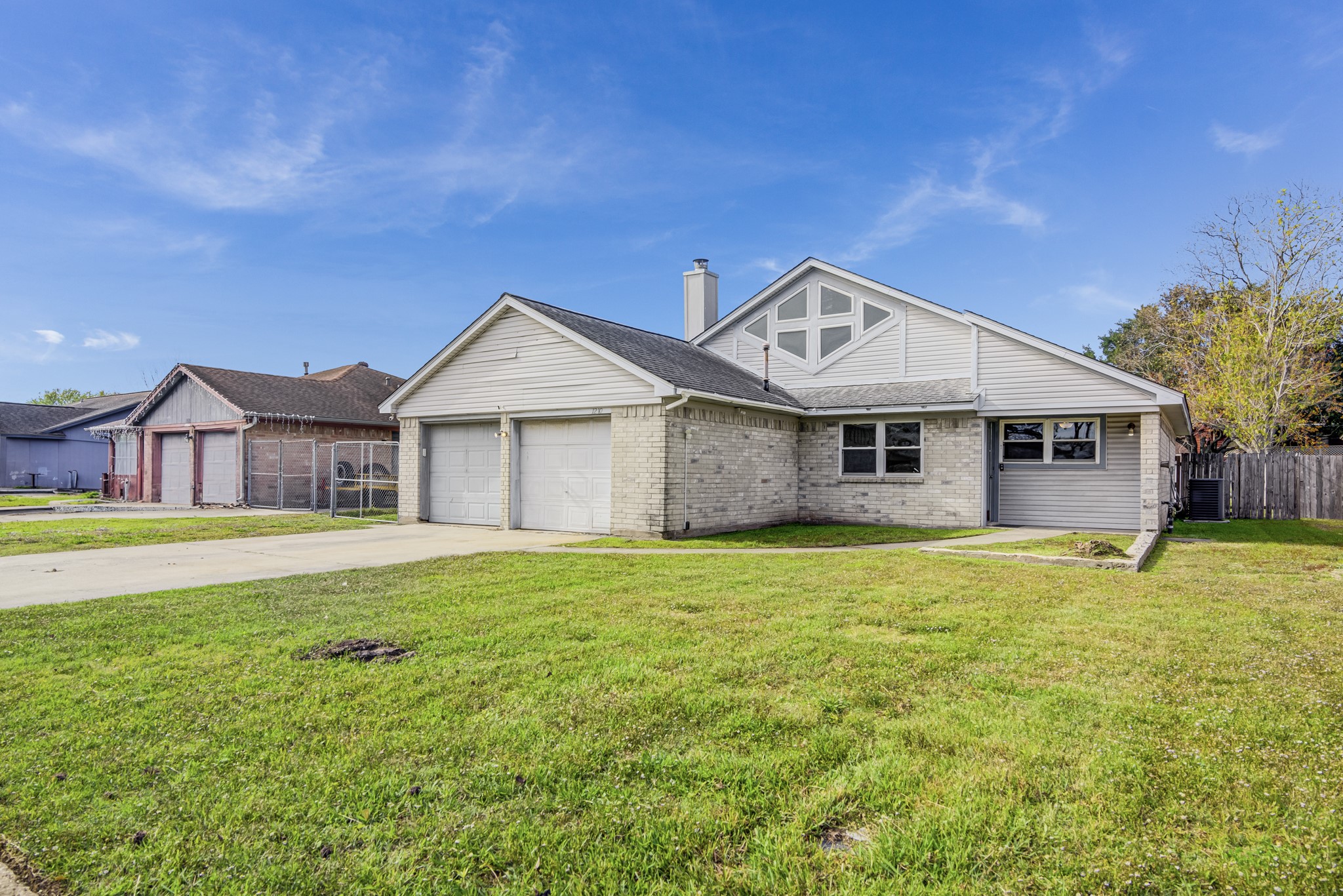 1210 Travis Street La Porte TX 77571