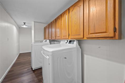 608 Miller Street Anahuac TX 77514