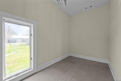 608 Miller Street Anahuac TX 77514