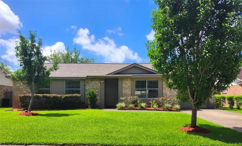 2517 Harpers Ferry Drive League City TX 77573