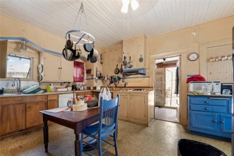 42 S Old Spanish Trail Uhland TX 78640