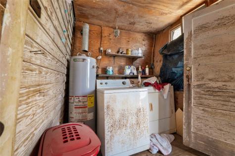 42 S Old Spanish Trail Uhland TX 78640