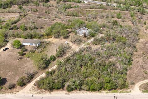 42 S Old Spanish Trail Uhland TX 78640