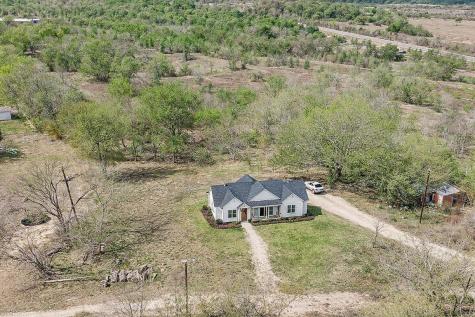 42 S Old Spanish Trail Uhland TX 78640