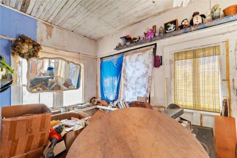42 S Old Spanish Trail Uhland TX 78640