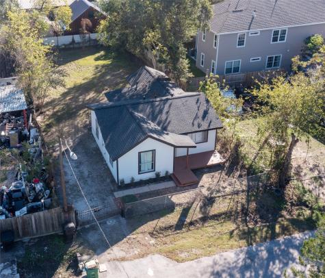 1310 Bunton Street Houston TX 77009