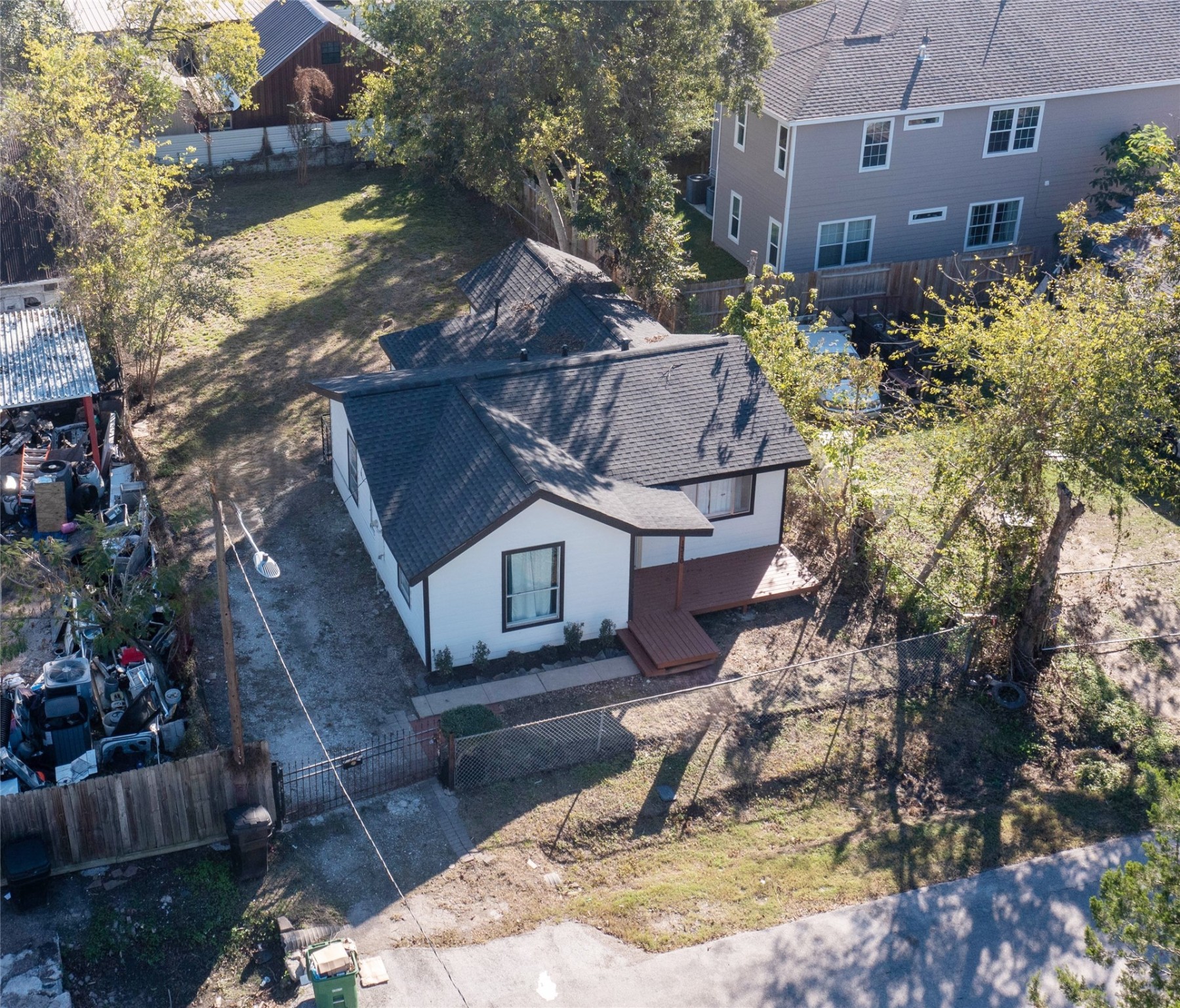 1310 Bunton Street Houston TX 77009
