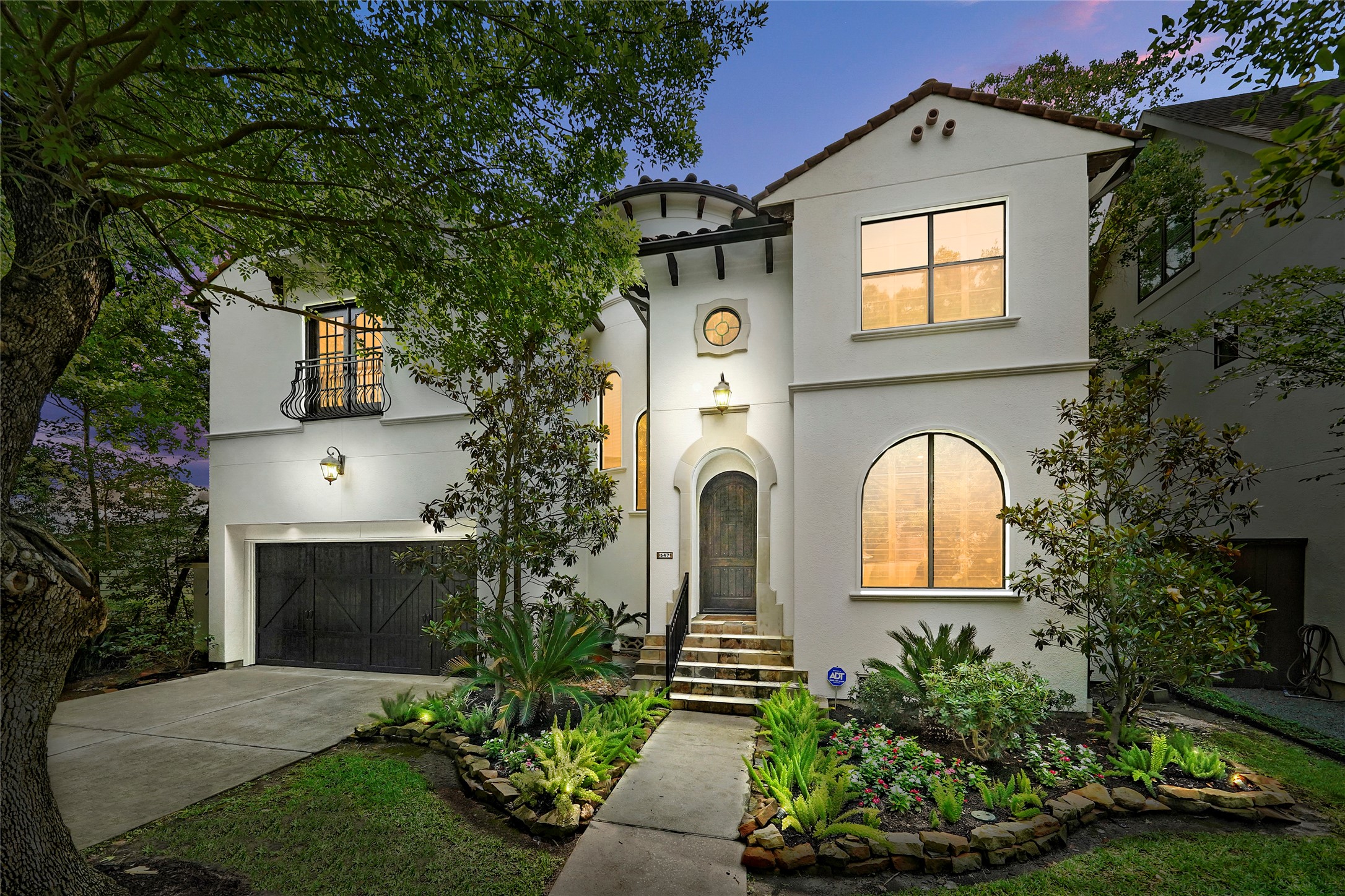 547 S 2nd Street Bellaire TX 77401