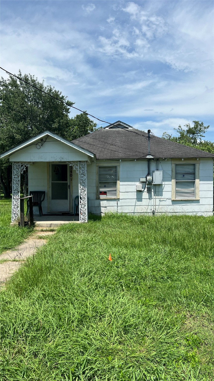 510 Carver Street Edna TX 77957