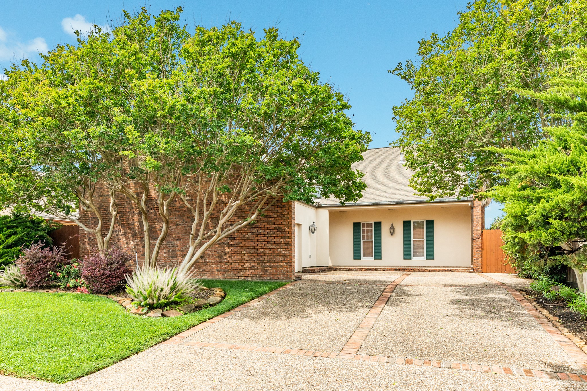 6 Quintana Drive Galveston TX 77554