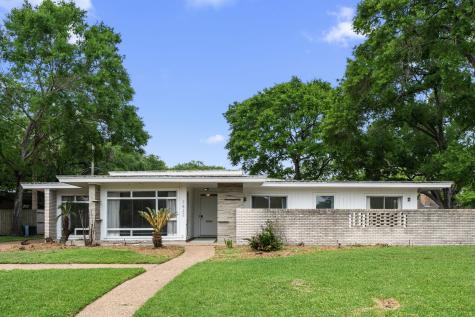 7822 Oldhaven Street Houston TX 77074