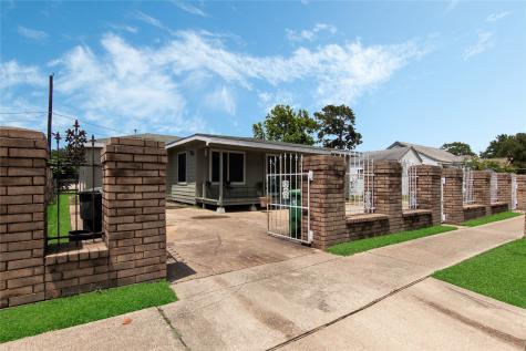 7411 Fir Street Houston TX 77012