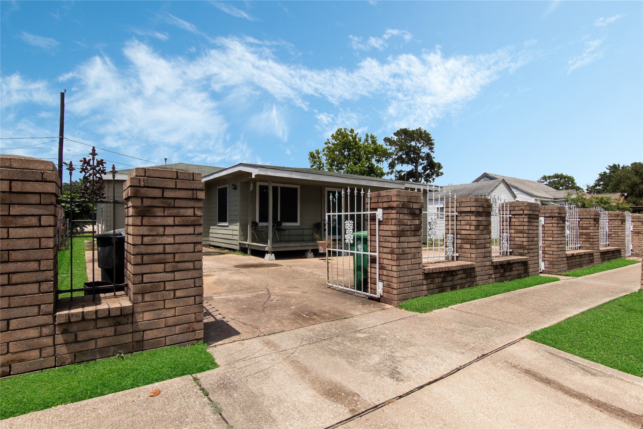 7411 Fir Street Houston TX 77012