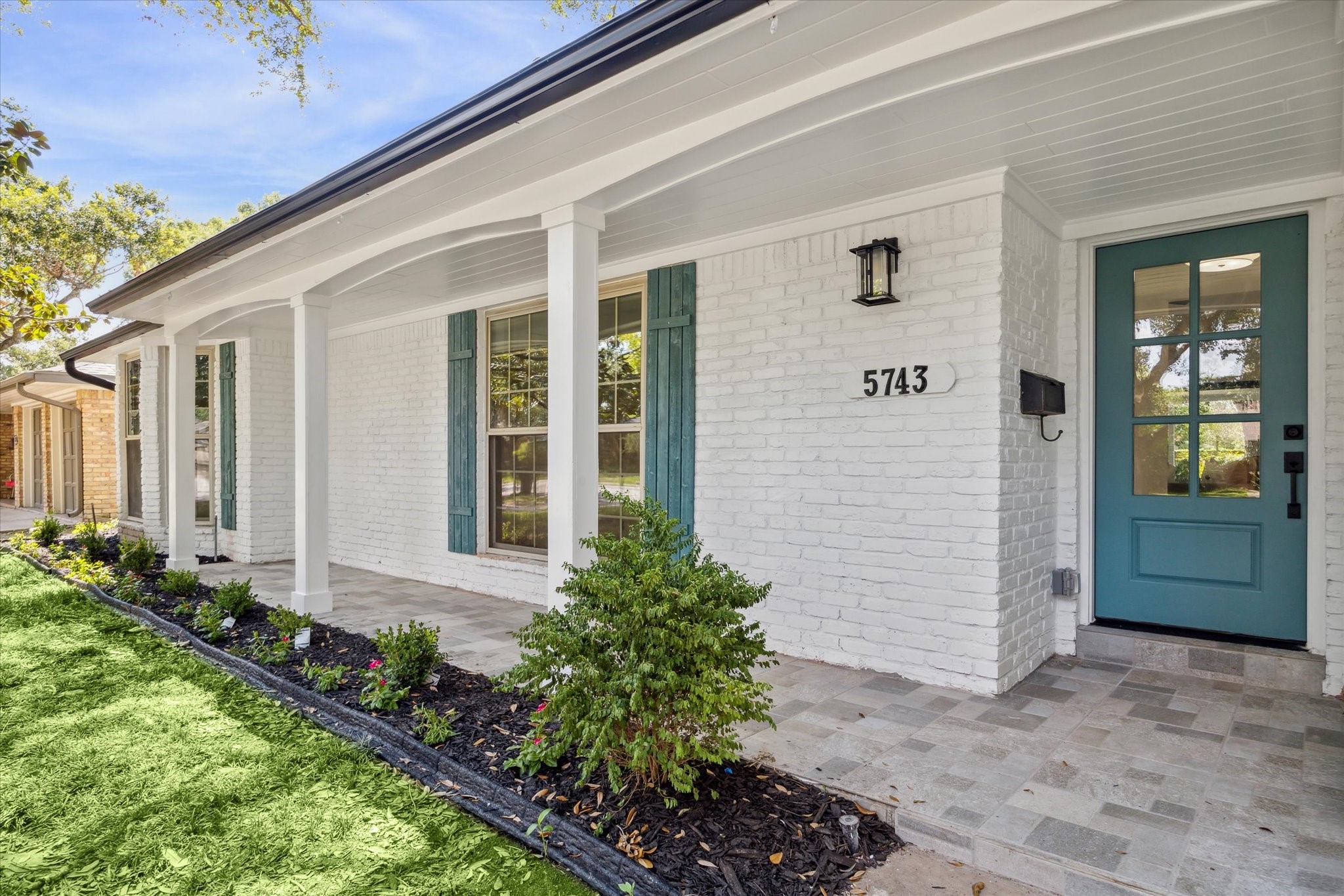 5743 Cheena Drive Houston TX 77096