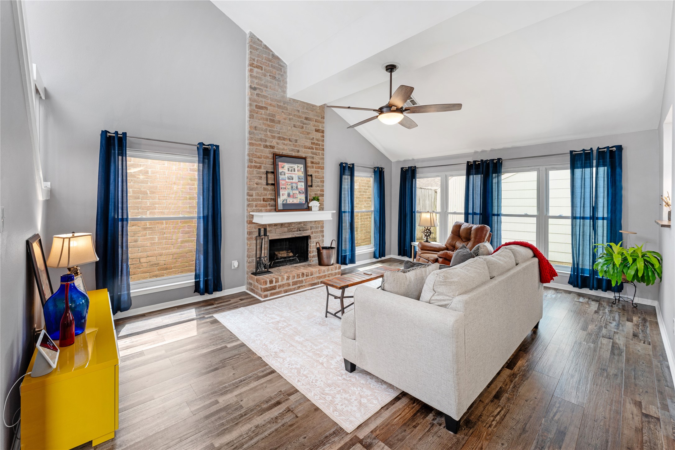 1910 Trixie Lane Houston TX 77042