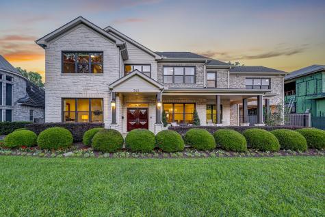 702 Mulberry Lane Bellaire TX 77401