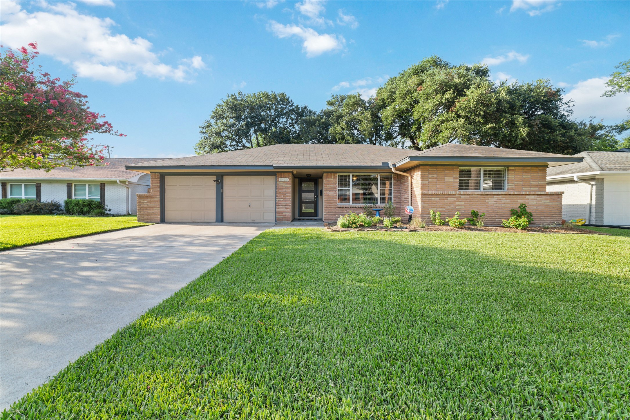 5430 Kinglet Street Houston TX 77096
