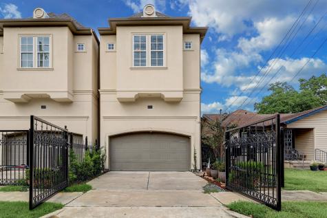 1037 E 28th Street Houston TX 77009