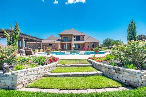 1964 Lake Landing Drive League City TX 77573