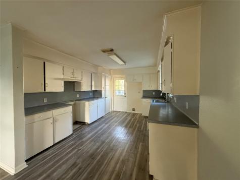 742 27th Street San Leon TX 77539