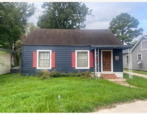 2357 W Lucas Drive Beaumont TX 77706