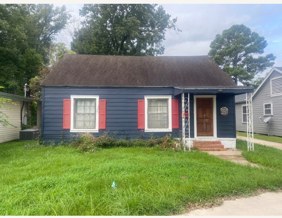2357 W Lucas Drive Beaumont TX 77706