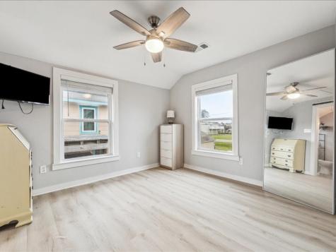 85 Bayou Vista Drive Hitchcock TX 77563