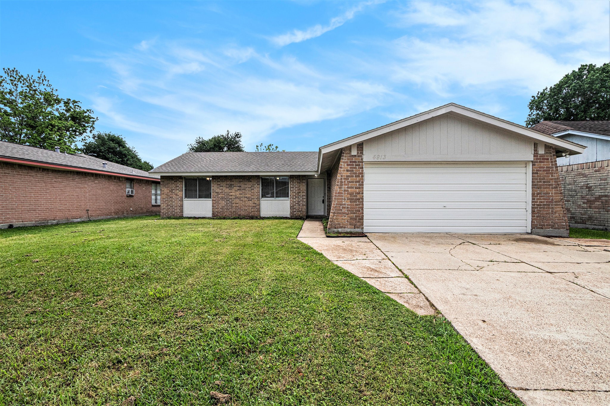 4913 Crestway Drive La Porte TX 77571
