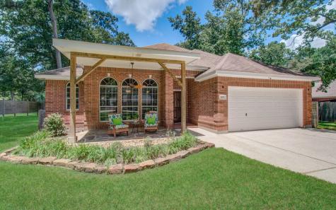 1015 Garrett Drive Magnolia TX 77354